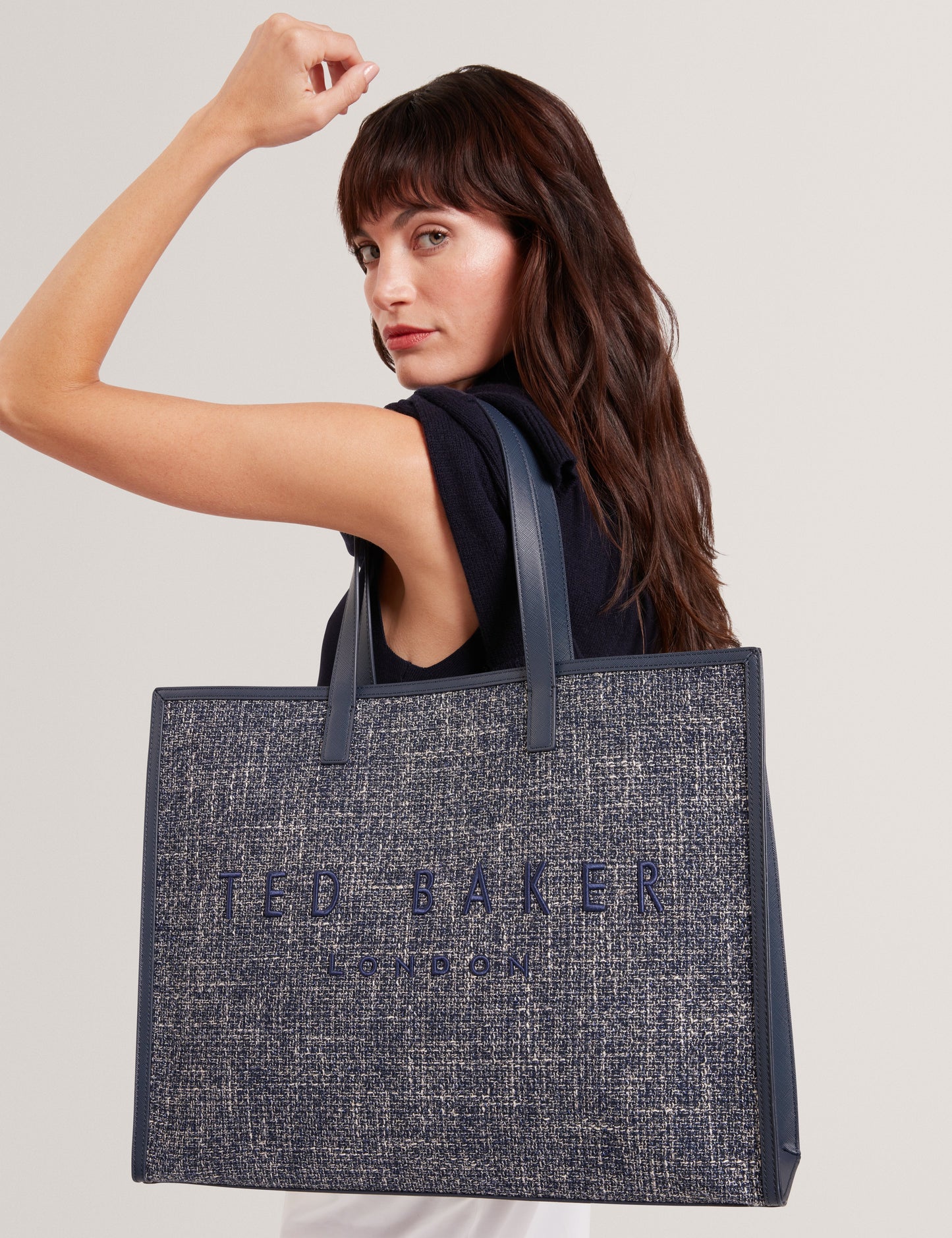 Women's TWEEKON-Tweed Extra Large Icon Bag