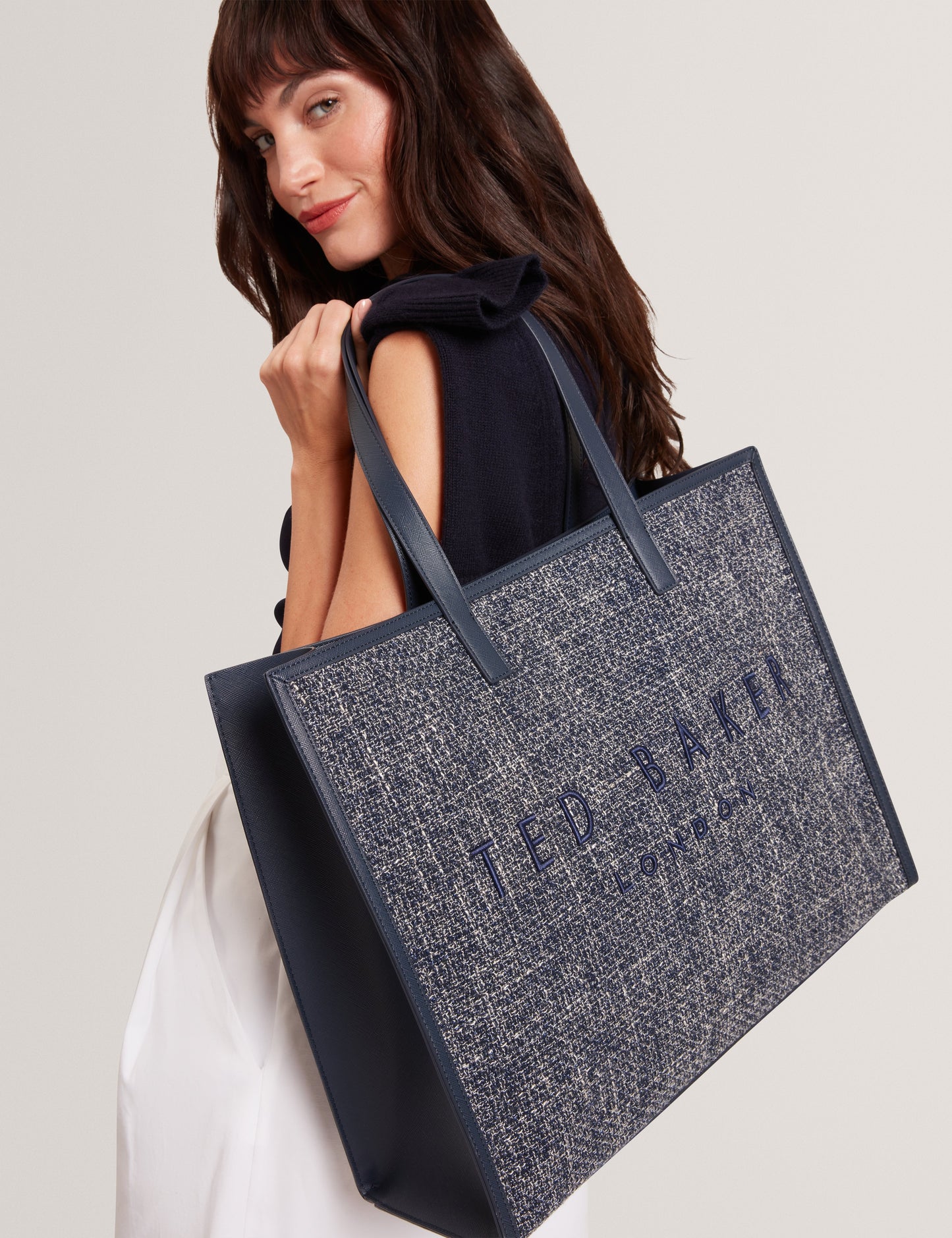 Women's TWEEKON-Tweed Extra Large Icon Bag