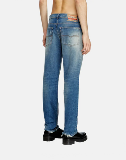 Diesel 2023 D-Finitive Taper Denim Jeans