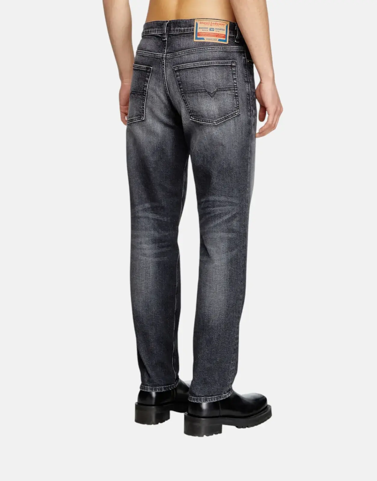 Diesel 2023 D-Finitive Taper Jeans